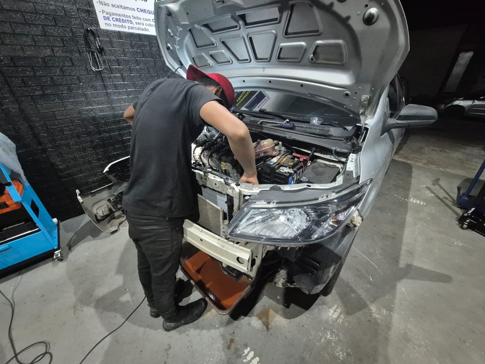 Diagnóstico eletrônico com scanner automotivo